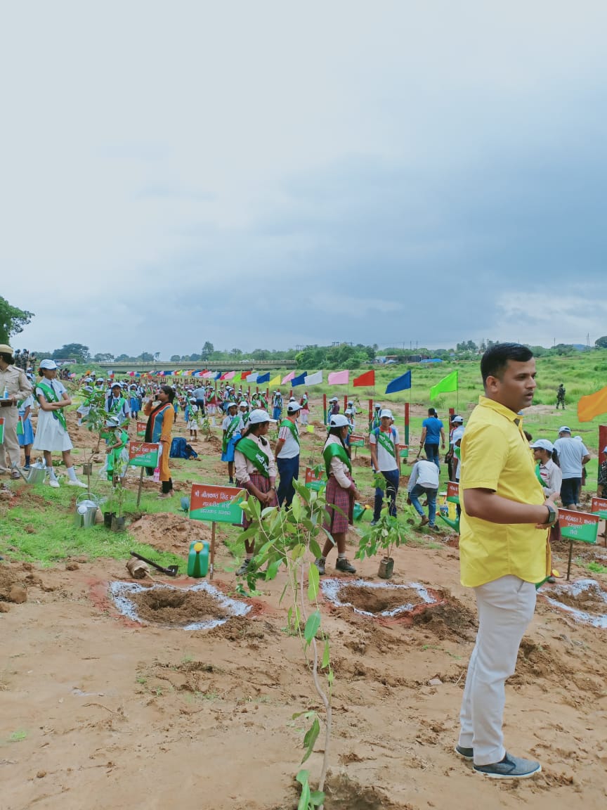 नदी महोत्सव सह वृहद वृक्षारोपण 2019